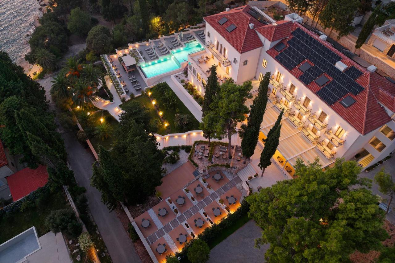 Hotel Moeesy, Blue & Green Oasis Hvar Town Exterior photo