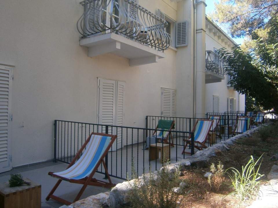 Hotel Moeesy, Blue & Green Oasis Hvar Town Exterior photo